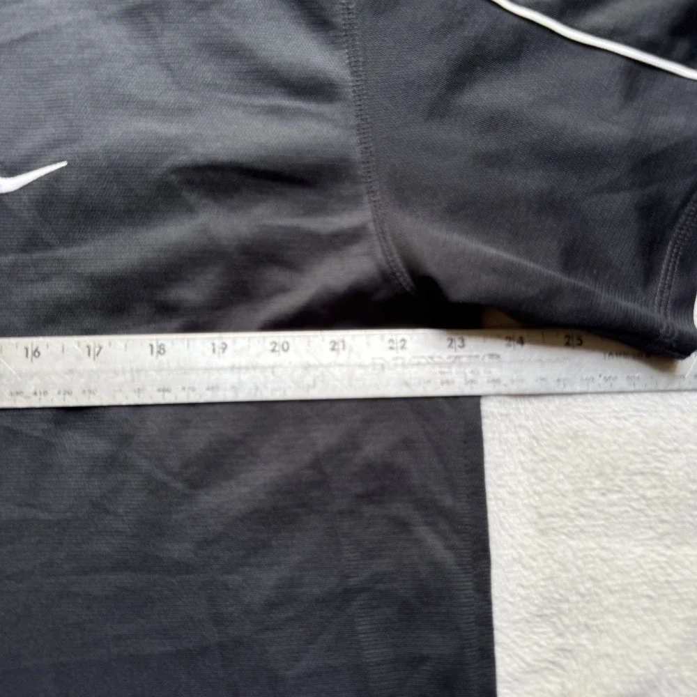 Nike Athletic Shirt Mens XXL Black Performance Workout Gym Running Swoosh